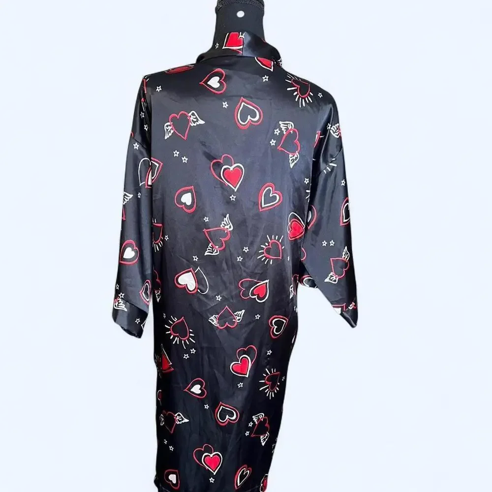 Vintage Y2K Black and red satin heart robe Size Medium